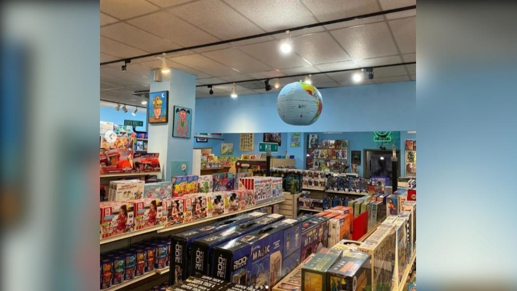 開業至今已86年的Jeffrey’s Toys玩具店。（圖／翻攝自Instagram@jeffreys.toys）