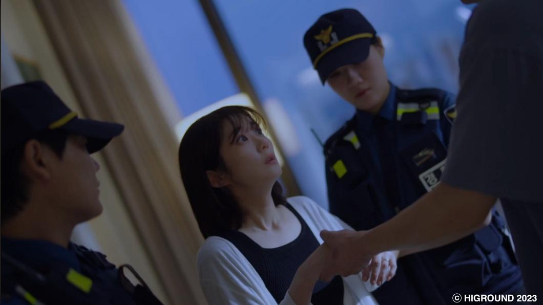 張娜拉因疑似殺害老公遭警方逮捕。(圖/截自Hami Video影片)