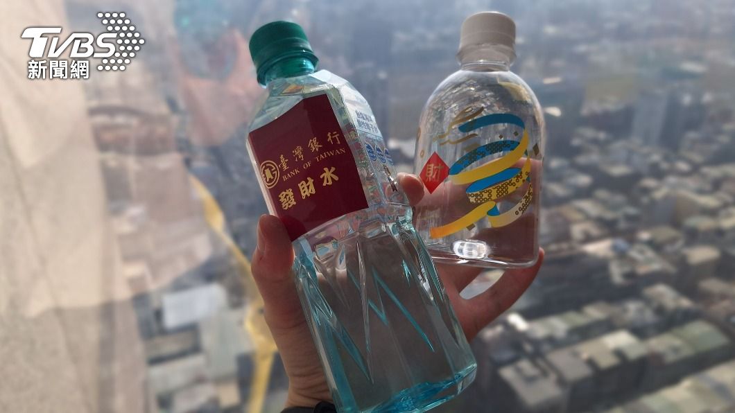 在家中每一個角落噴灑「發財水」充滿財氣。（圖／民眾授權提供）