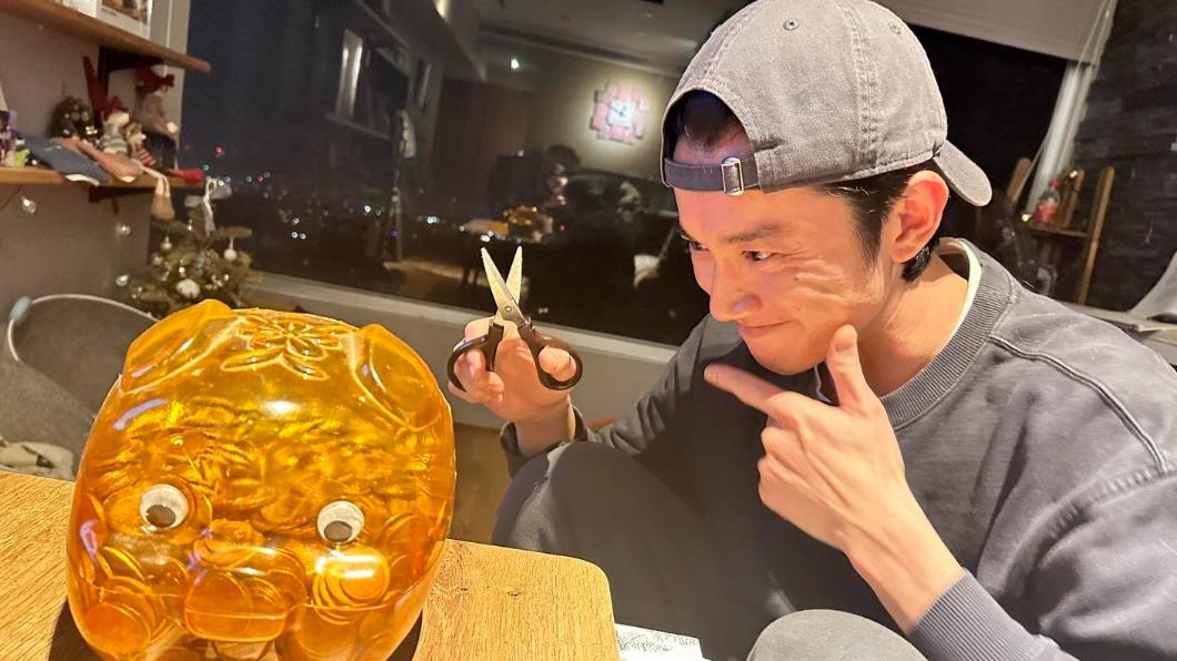 吳慷仁殺豬公「數到厭世」！私房照藏亮點　網嗨翻：是小姐姐