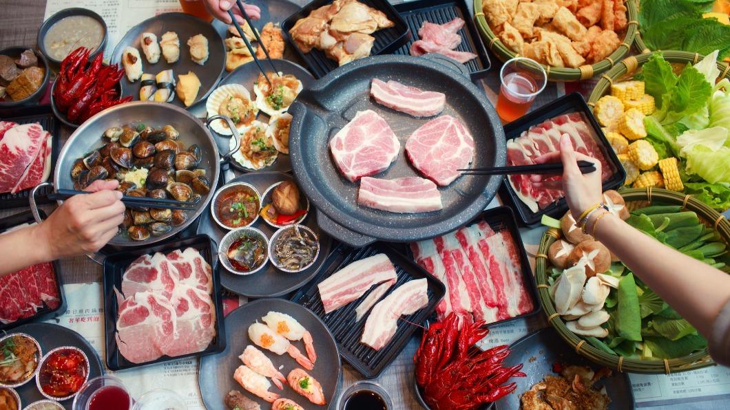 坐落在高雄美食一級戰區的韓式燒肉店「韓八」主打吃到飽。(圖/翻攝自韓八臉書)