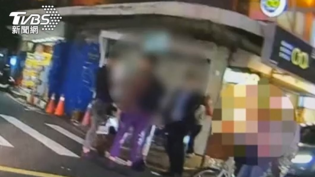 警方獲報到場。(圖/TVBS)