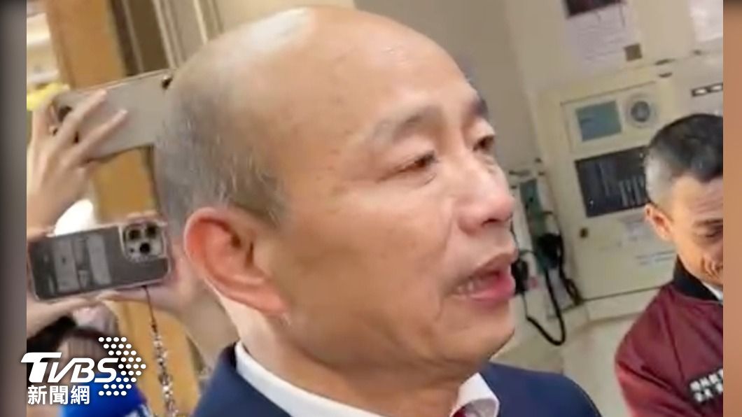 韓國瑜第一輪投票後突現身民眾黨團 「8人聚餐去了」撲了空