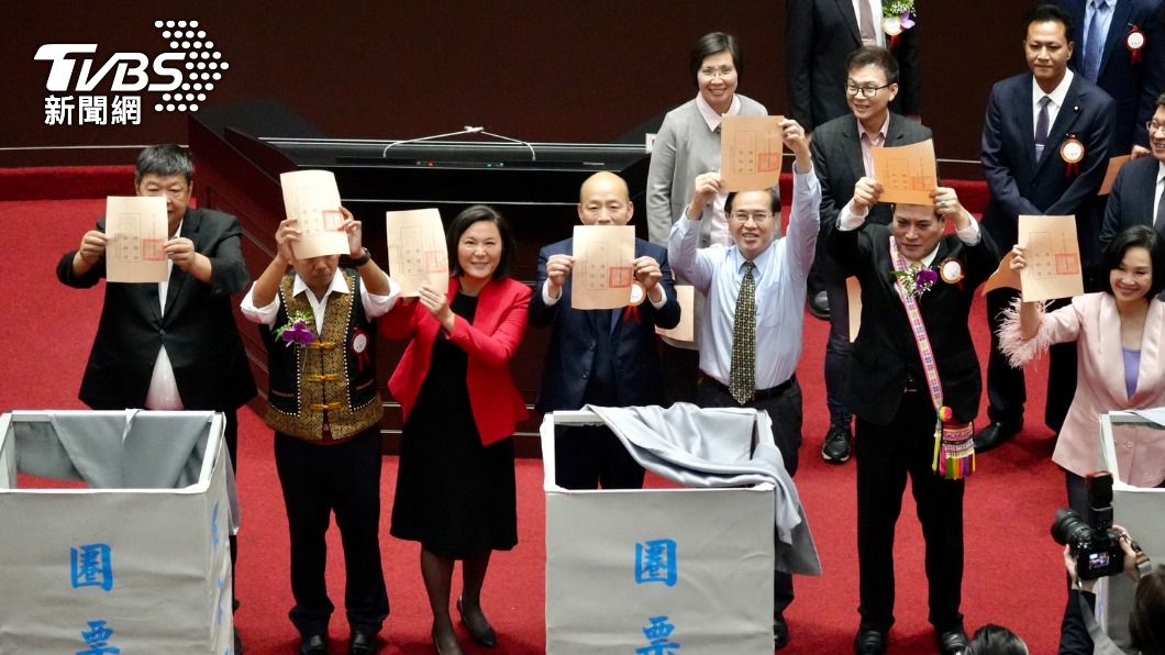 神預言韓國瑜當選立法院長! 命理師曝他「流年死神」驚人結局