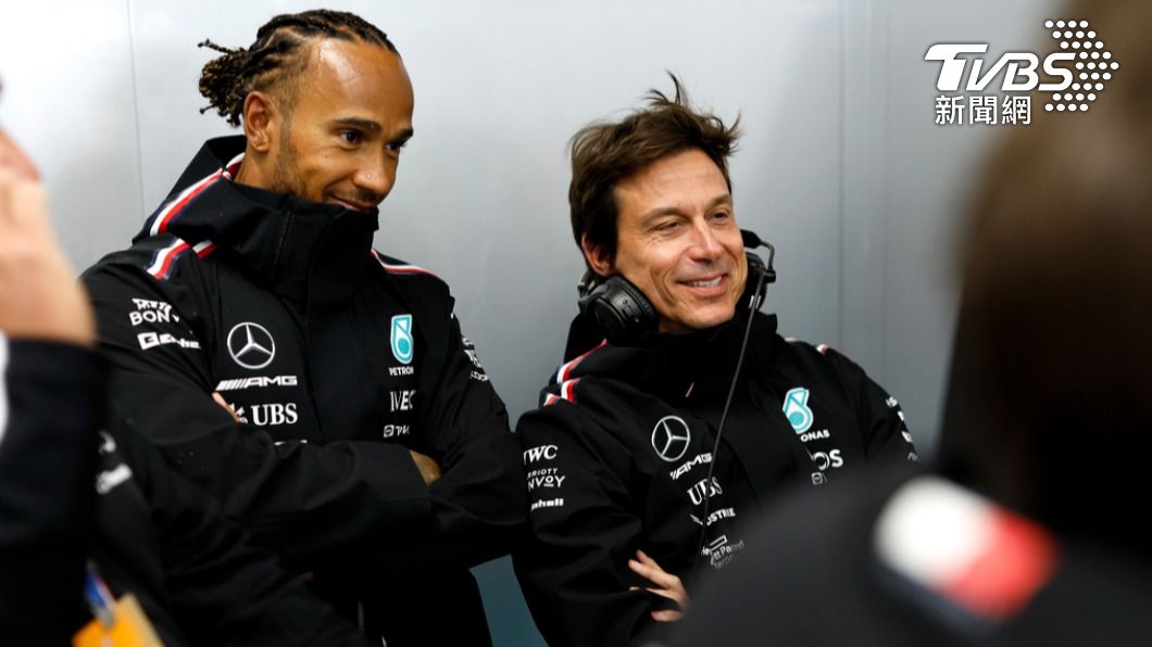F1/震撼!7冠車手漢米爾頓確定離開賓士 2025年轉戰法拉利
