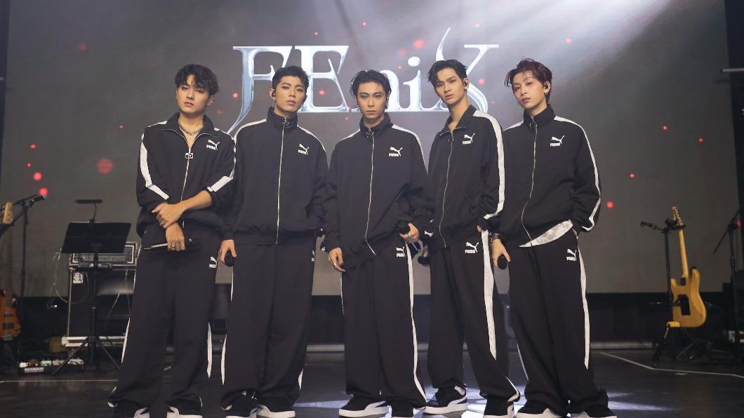 承隆(左起)、峻廷、 MAX、浦洋及家齊帶來精彩表演,答謝粉絲一直以來的支持。(圖/踢帕娛樂提供)