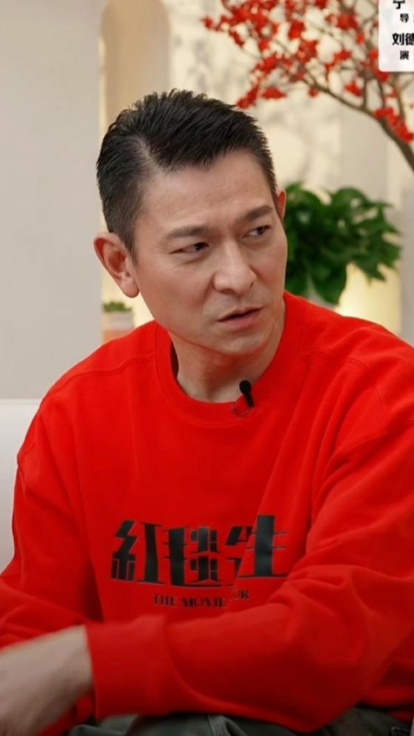 劉德華過去常遇到瘋狂粉絲。(圖/翻攝自微博)