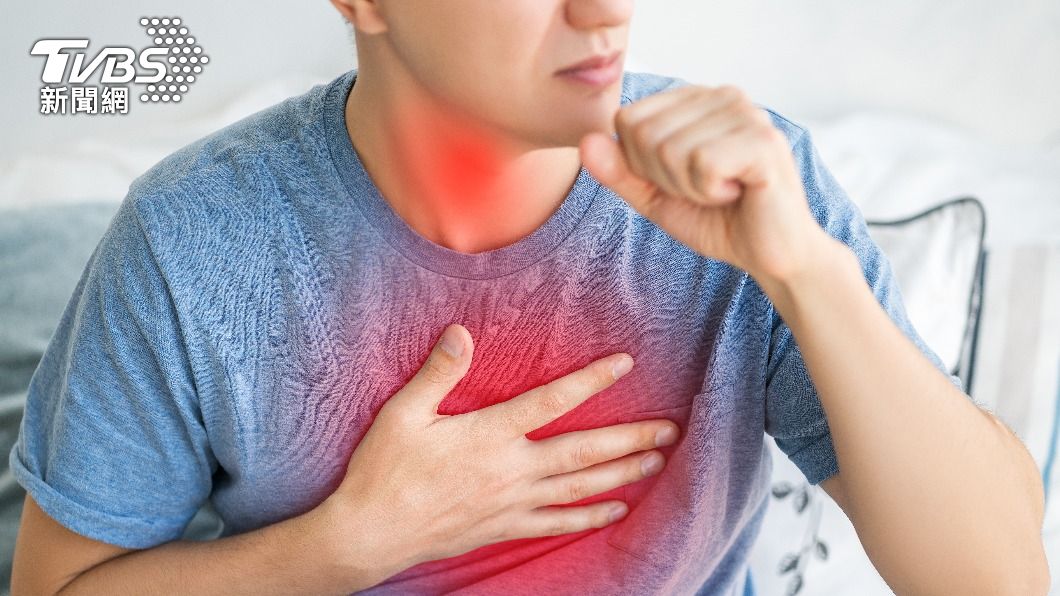男子看完煙火就出現不適的症狀。(示意圖,非當事人/達志影像shutterstock)