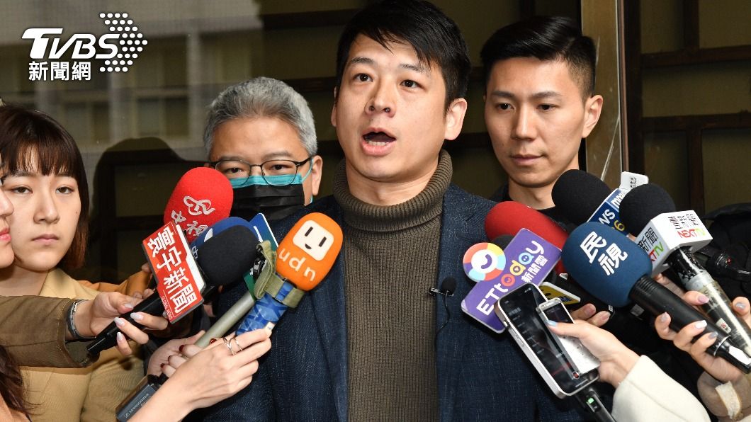 許甫遭爆抖內!點名苗博雅YT也收破百萬捐款 要她小心遭綠下手