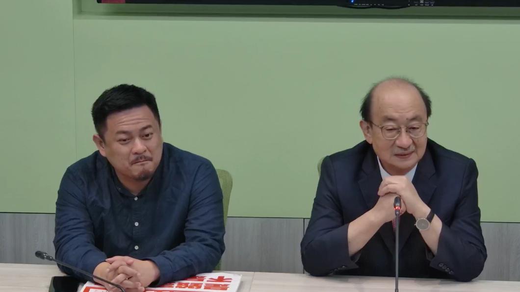 再批陳昭姿潑婦罵街 柯建銘:把民進黨踩在腳底不可不怒