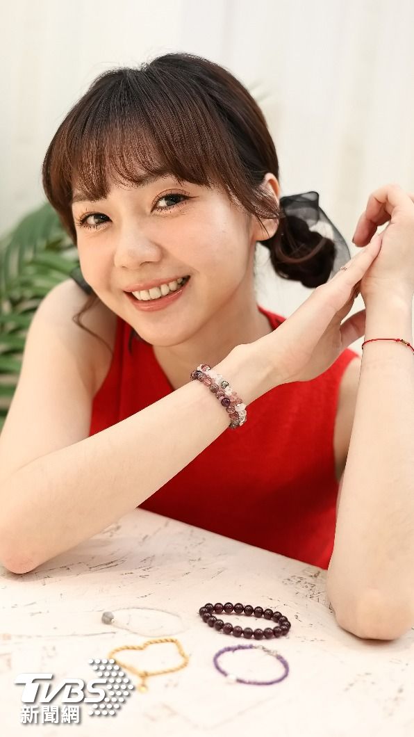 黃圓元去年面臨事業、工作上的低潮,卻因此解開父女心結。(圖/張哲鳴攝)