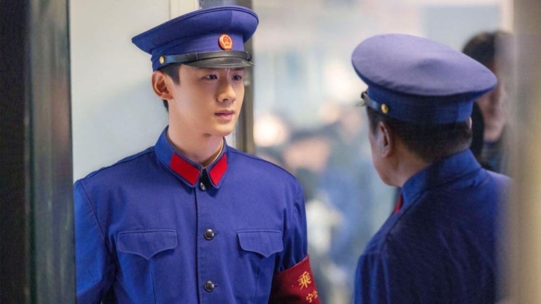 白敬亭誤把老鳥警察當逃犯!為戲挑戰東北話 坦言:仍會有壓力