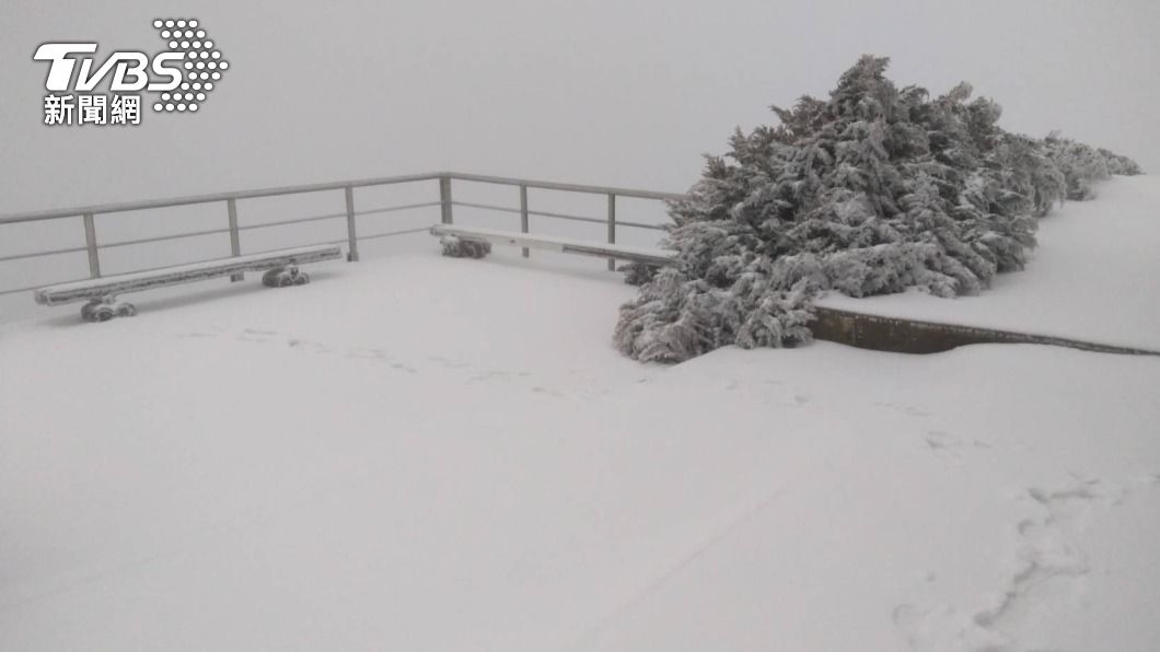 受強烈大陸冷氣團影響,各地天氣寒冷,中部以北及東北部早晚低溫12至14度。(圖/氣向署提供)