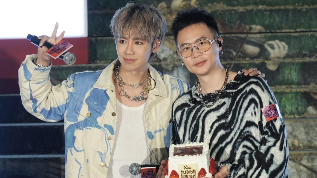 鼓鼓、蕭秉治香港「街頭」開唱　即興演唱Beyond神曲嗨翻