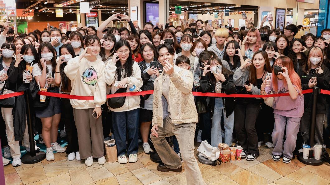 高爾宣陪伴粉絲度過情人節。（圖／品牌提供）