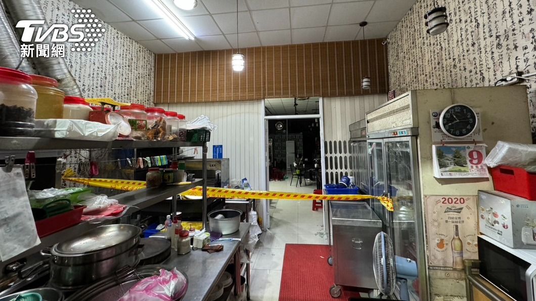 死者鄭姓男子因在臉書與燒烤店老闆互嗆,前往店內理論時卻遭刺死。(圖/TVBS)