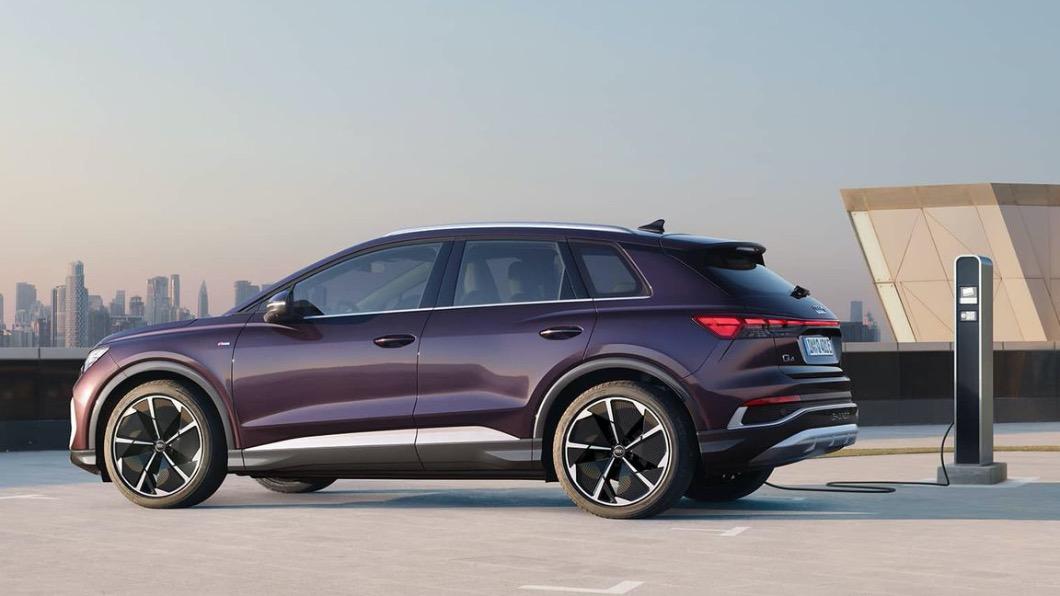 Audi Q4 e-tron於2021年4月首演現身。(圖/翻攝自Audi官網)