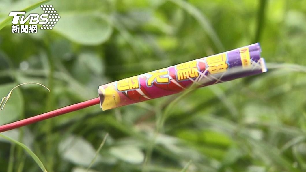 天外飛來沖天炮!新北16歲少女遭炸耳「耳膜破裂」 警要抓了