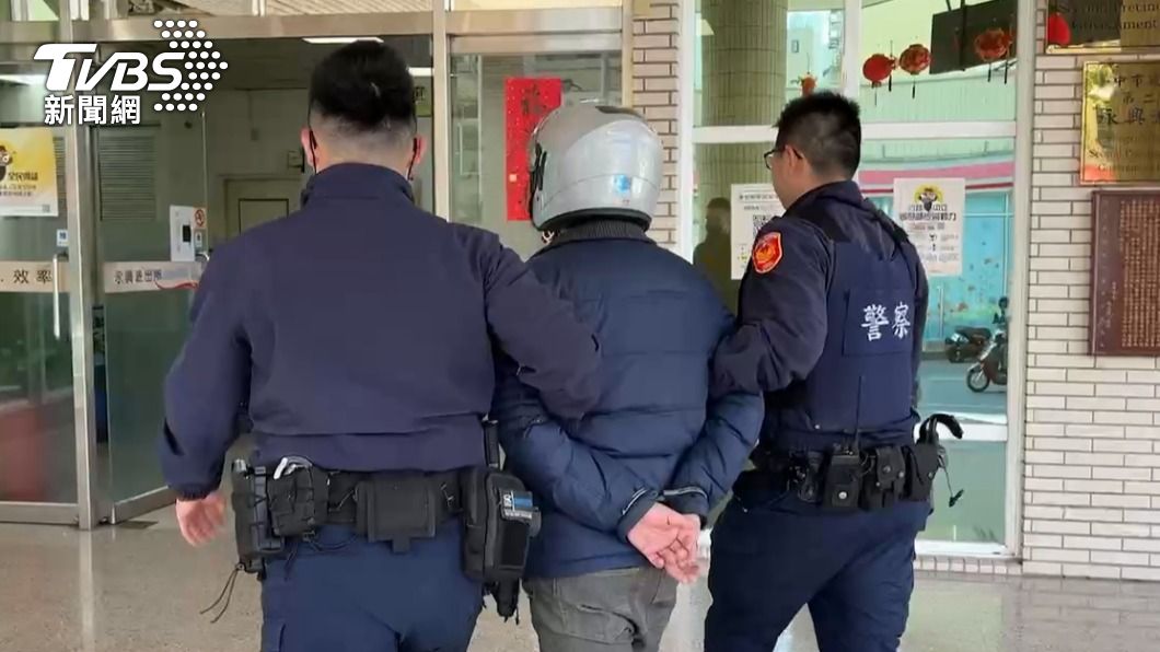 快訊/台中街頭砍人!男不滿鄰居噪音 持刀猛砍頸耳急救中