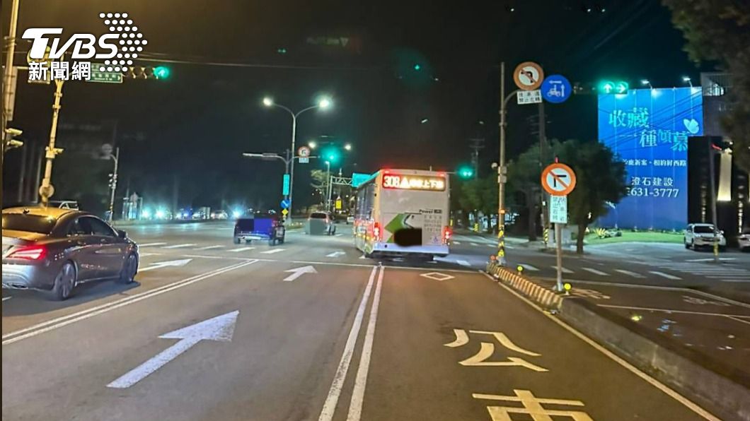 快訊／台中臺灣大道死亡車禍！行人闖紅燈　公車「煞不住」撞飛