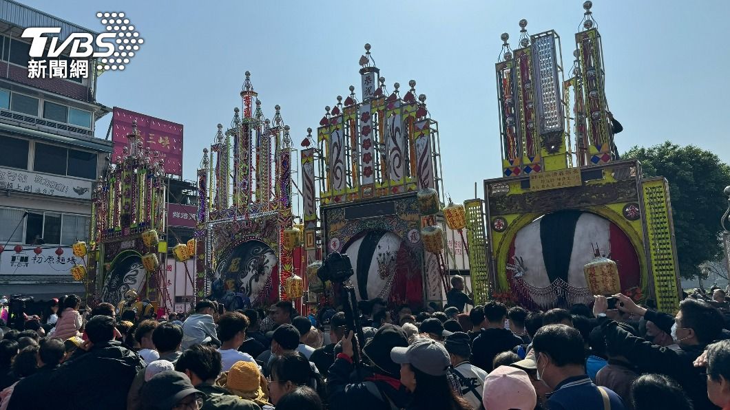清水祖師爺保佑!三峽婦參加神豬遶境突癱軟 警急送醫救命