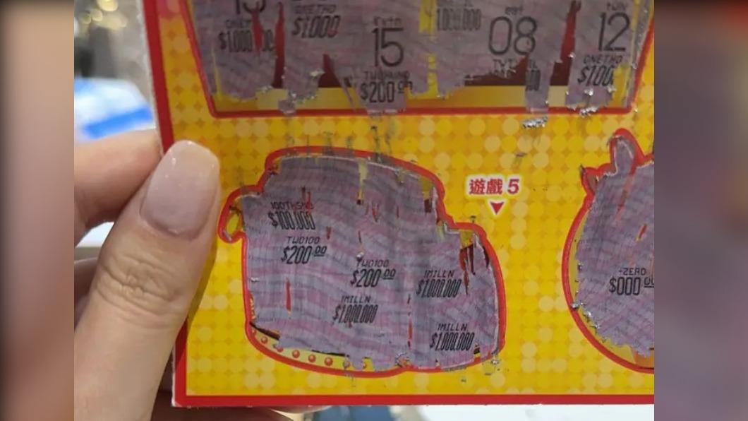 24歲全職媽媽「刮刮樂中100萬」 手抖嗨喊:買一張就中
