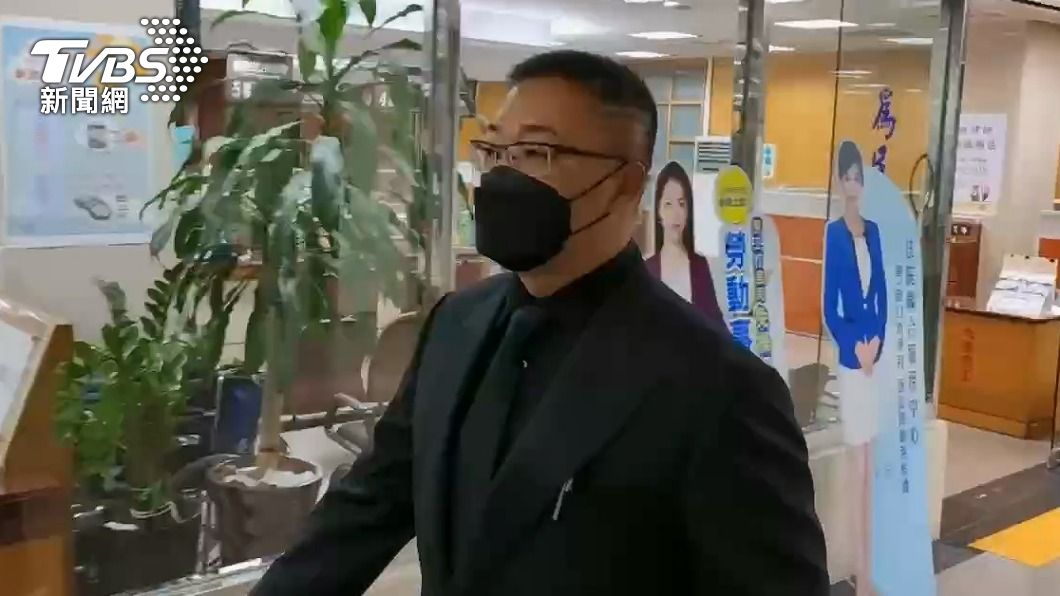 朱學恒出庭。（圖／TVBS）