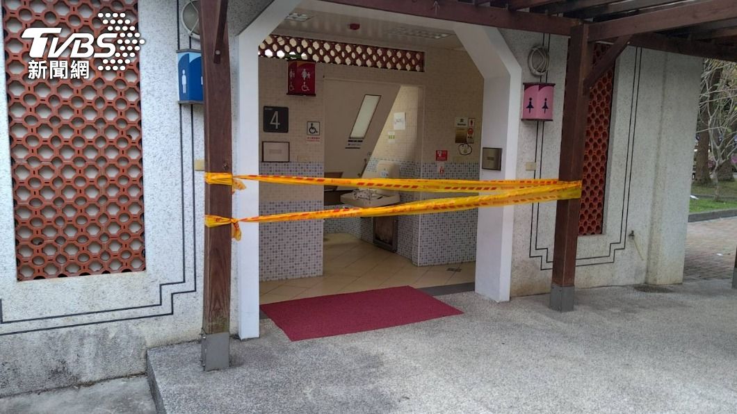 快訊/中正紀念堂傳死亡案!民眾如廁驚見老翁陳屍公廁