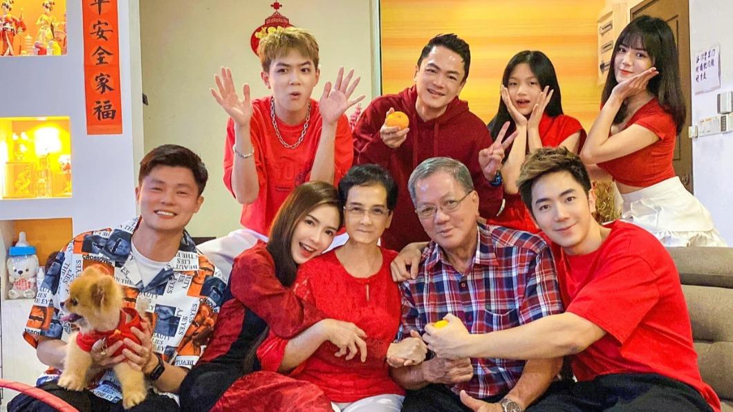 最痛新年!吸入鞭炮煙心臟2度停止 大馬男星爸昏迷8天不治