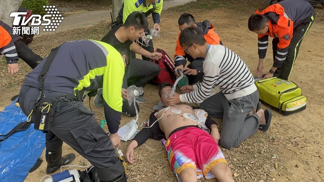 命大!移工打籃球突倒地昏厥 一旁自主訓練中的消防員直接搶救