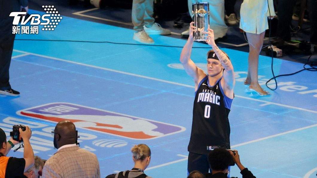 NBA／灌出唯一滿分！「飛越俠客」反手暴扣　麥克朗衛冕灌籃王