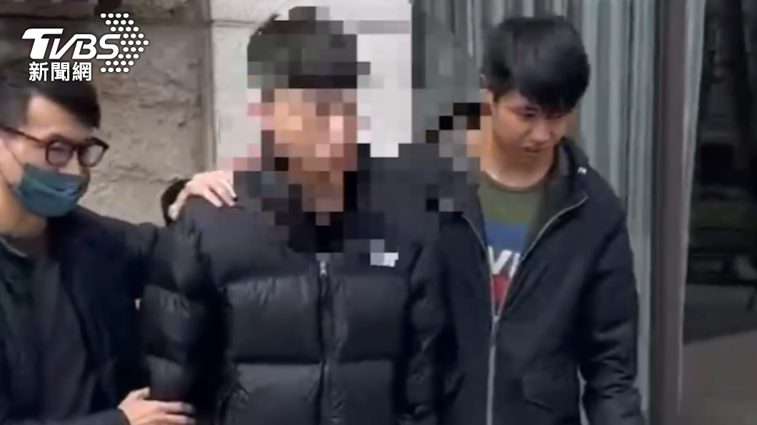 男子是夜市小吃攤商,表示提款是為了繳交貨款,並非車手。(圖/TVBS)