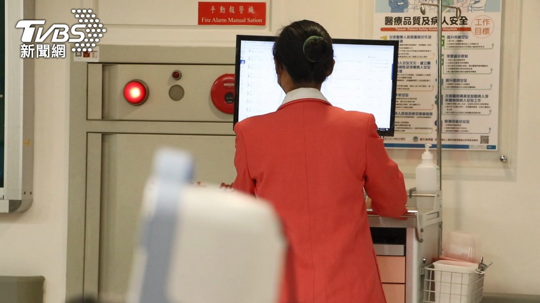 近年醫院面臨的最大困境即是護理人力流失。（圖／TVBS）