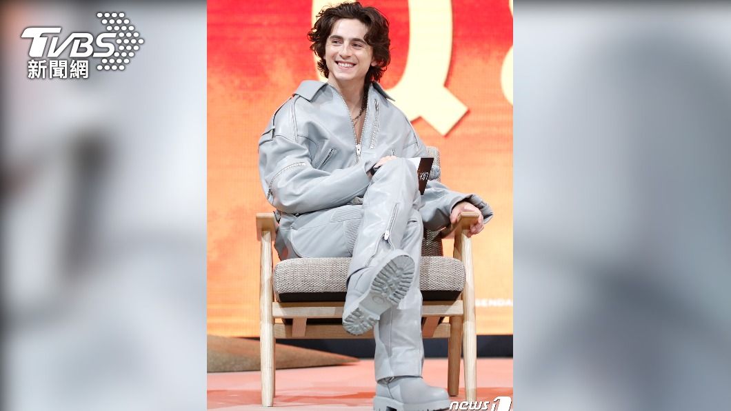 提摩西·夏勒梅(Timothée Chalamet)在南韓四處觀光。(圖/News1)