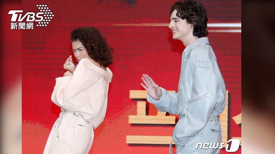 辛蒂亞(Zendaya)與提摩西·夏勒梅(Timothée Chalamet)。(圖/翻攝自News1)