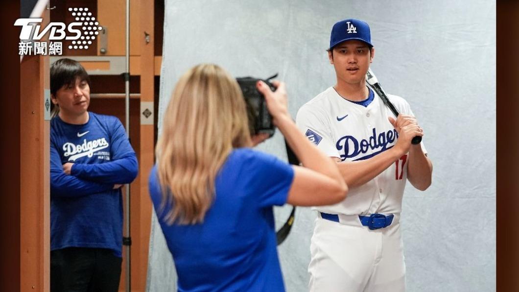 MLB／大谷新賽季形象照曝！球衣太爛遭批：內褲都被看光