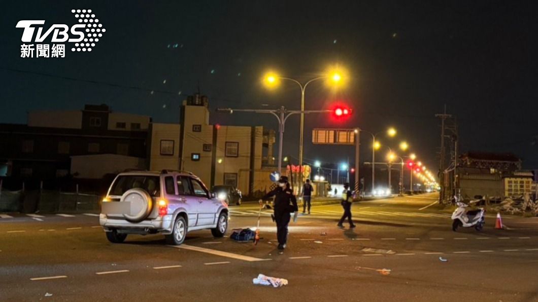由於蕭翁在案發當下為綠燈直行,故警方還需釐清此案是否涉及行人違規。(圖/TVBS)