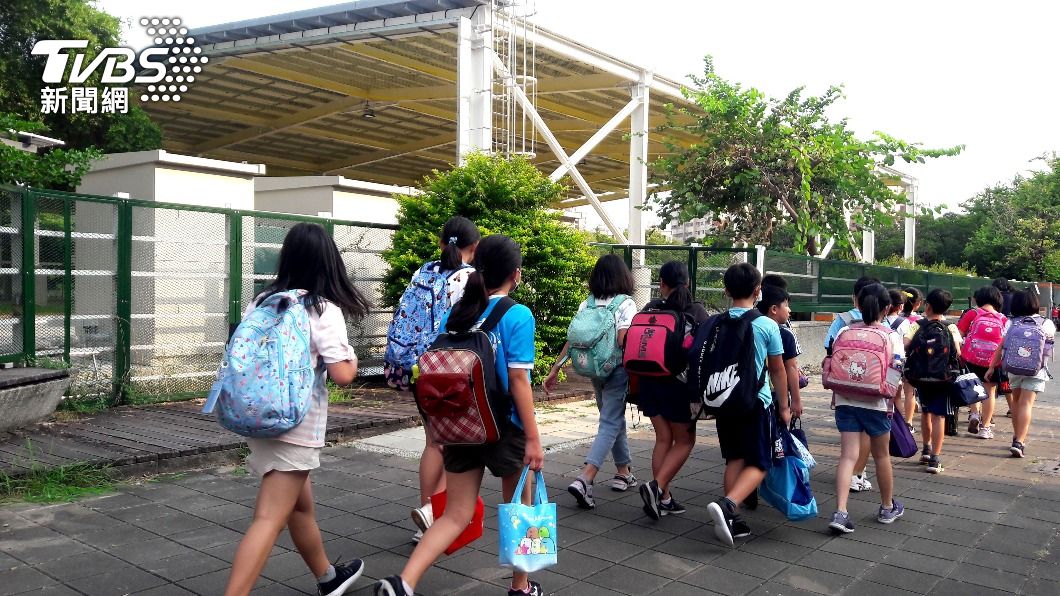 割頸案後校安規格拉高 北市各校配2保全每日巡邏5次