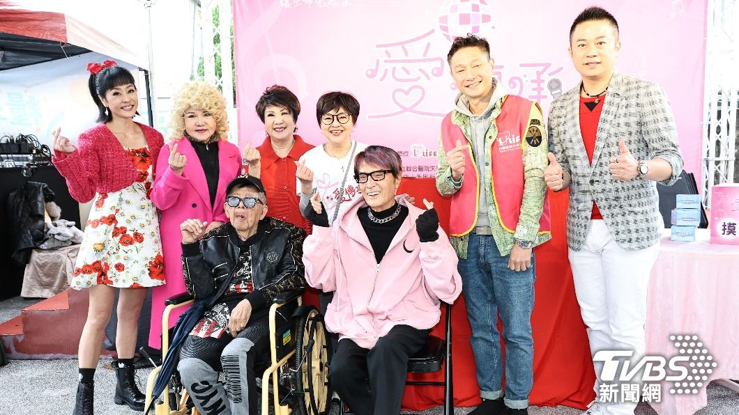 協會理事謝祖武帶領眾星現身演唱會。(圖/張哲鳴攝)