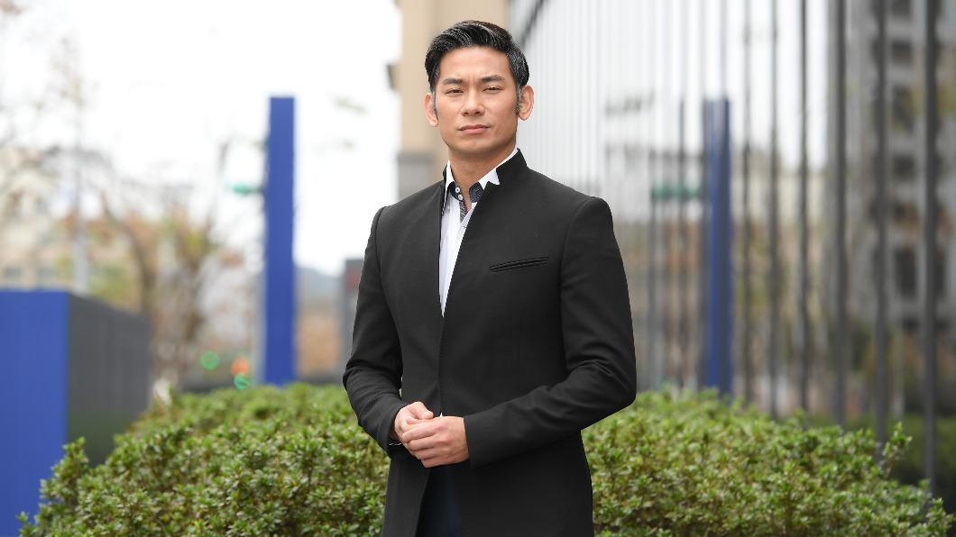 「以馬內利兄妹」超狂作息亮哲難接受 說重話:為小孩好像是詛咒