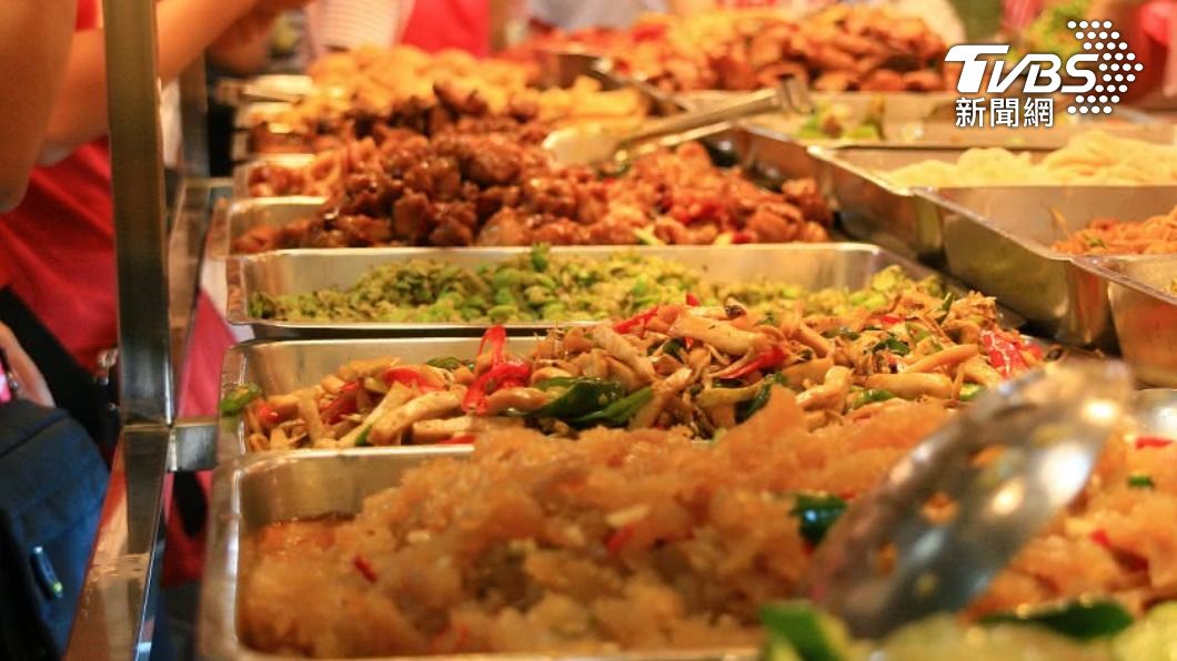 餐費不用破百!小資族曝雙北「外食吃法」慘被打臉:三高換來的