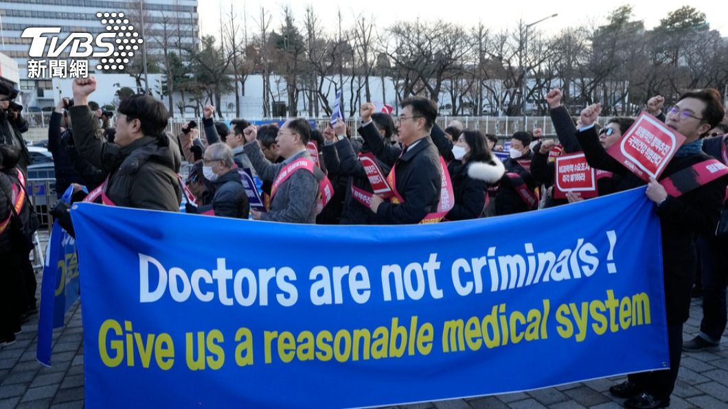 韓實習醫逾1萬人辭職 政府最後通牒:29日前回來上班不追究