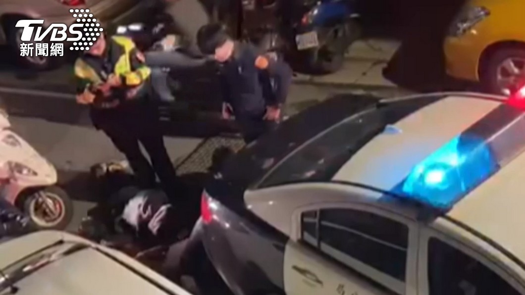 屏東縣-恆春警分局-警棍-警察暴力-傷害致死-警察暴力執法-警察執法過當-警棍戳腹部-警棍猛戳肚子-警察傷害致死判刑