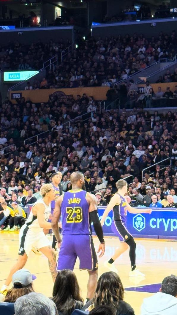 小賴和徐凱希兩人皆是Lebron James的球迷。(圖/翻攝自小賴IG)