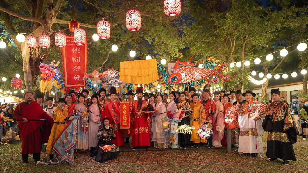 「漢服提燈夜遊」活動可以看見各式各樣的裝扮。（圖／桃園市政府觀光旅遊局提供）