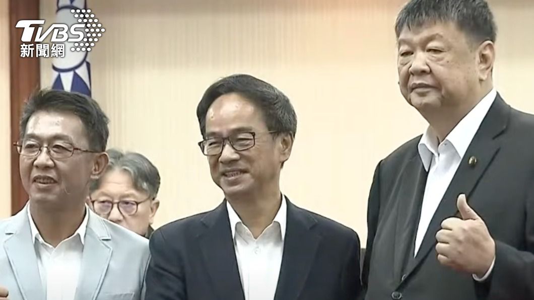 立院交通召委藍白合 白委狂喊陳雪生「我大哥」:能力好