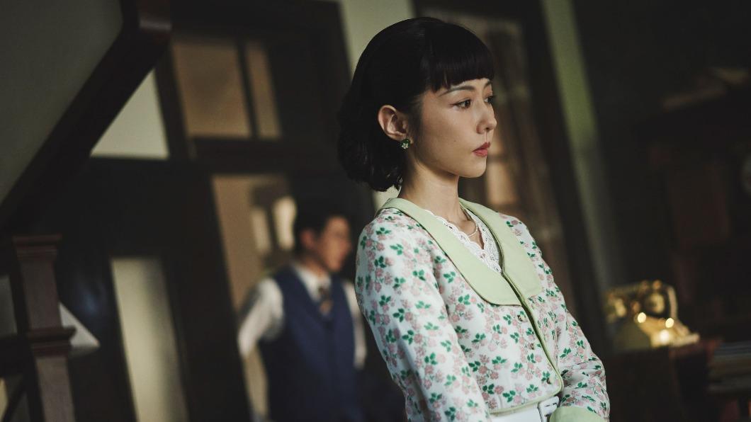 《商魂》邵雨薇復古扮相美出新高 重返50年代自封「芭比娃娃」