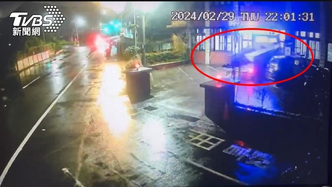 開車撞八堵派出所警1死1傷　嫌犯闖鐵軌逃逸「被火車撞死」