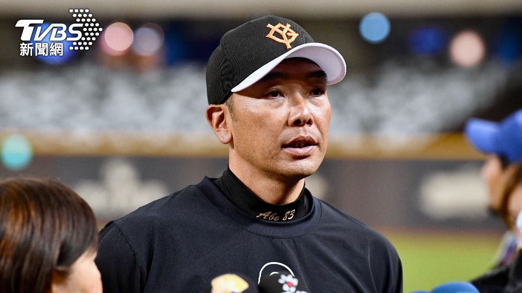 讀賣巨人監督阿部慎之助。(圖/胡瑞麒攝)