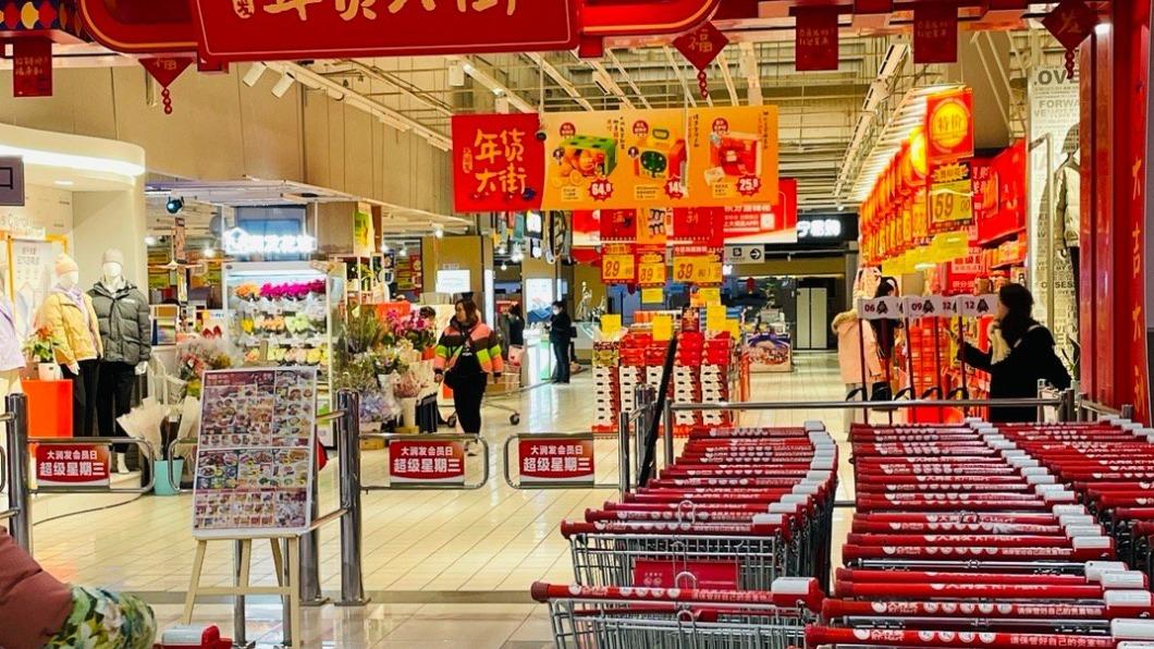 大潤發爆陸「倒閉13間」!賣場一排全倒了 3/4結束營業
